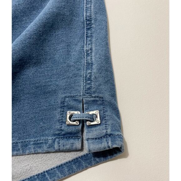 Quaker Factory Dream Jeannes Shorts, Size L  with Rhinestone - Picture 5 of 7